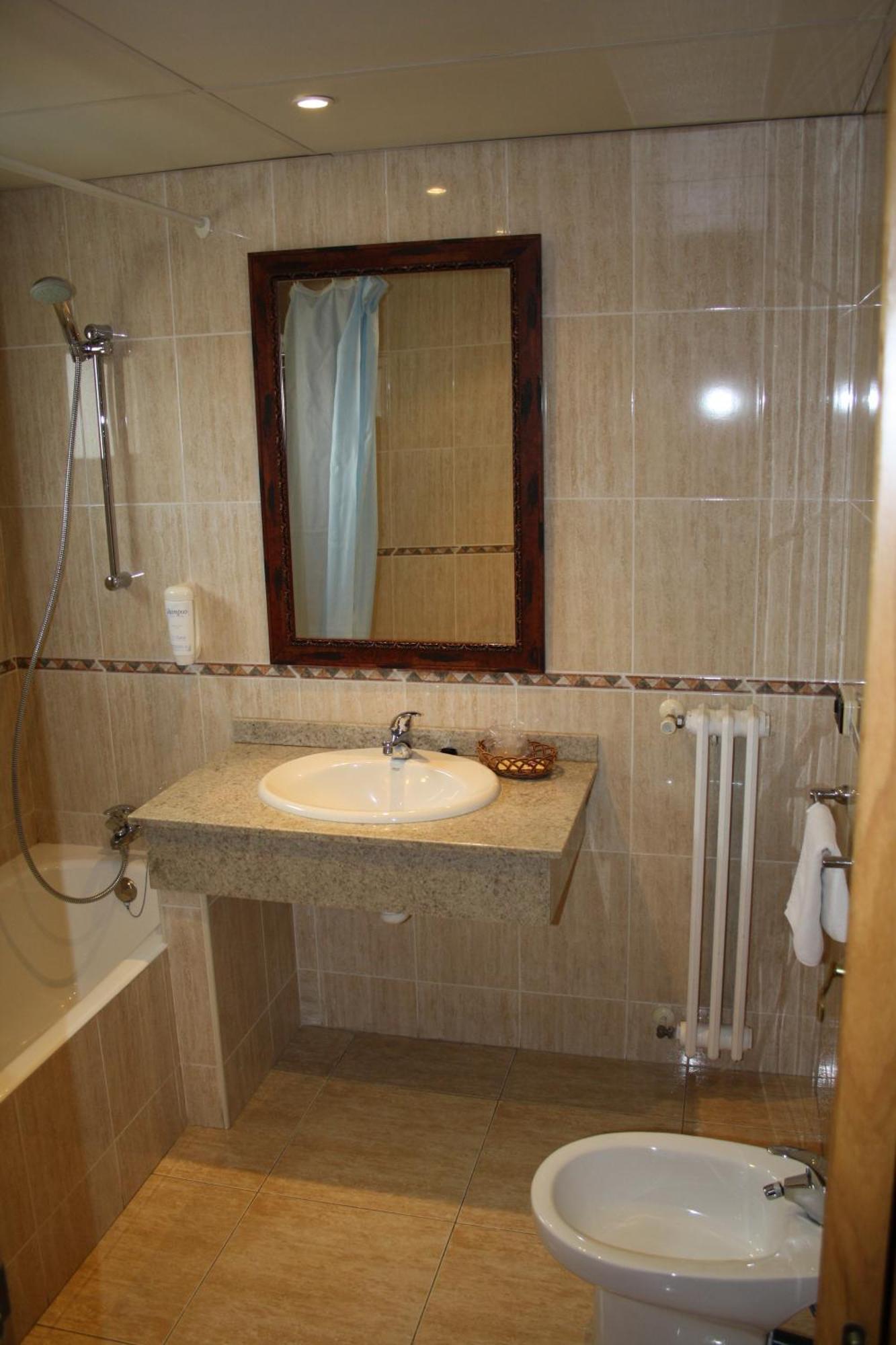 Hotel Mar De Aragon Caspe Bilik gambar