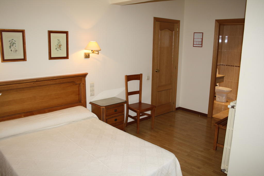 Hotel Mar De Aragon Caspe Bilik gambar