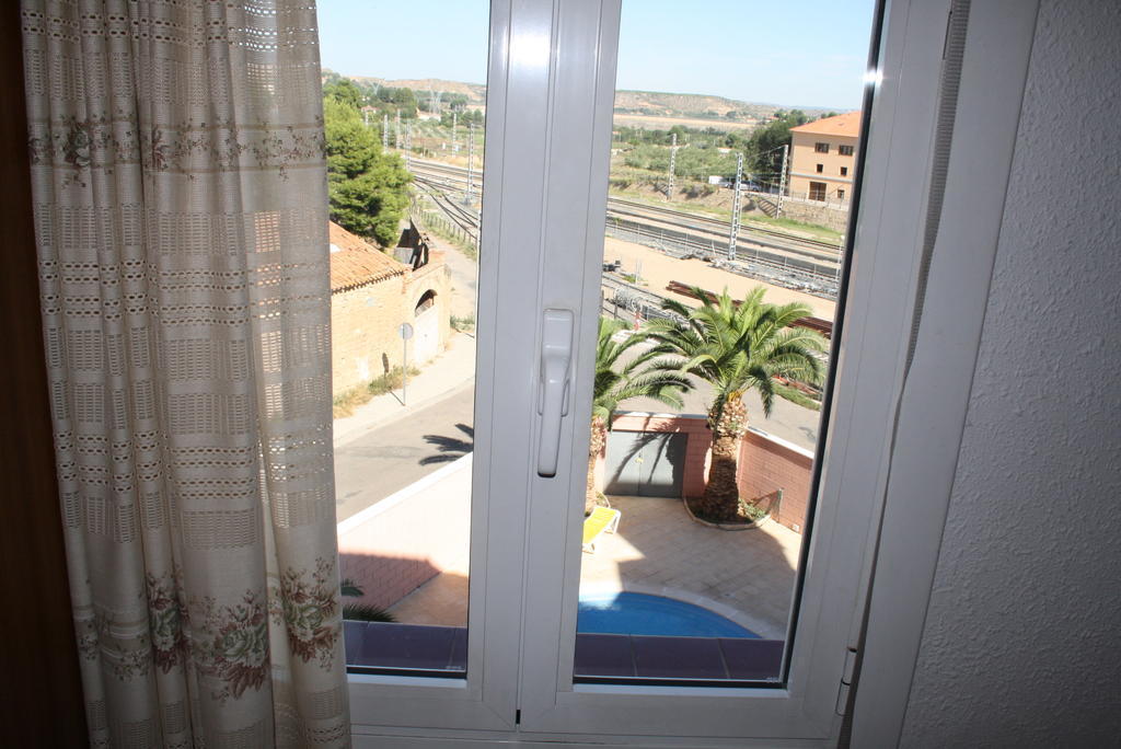 Hotel Mar De Aragon Caspe Bilik gambar